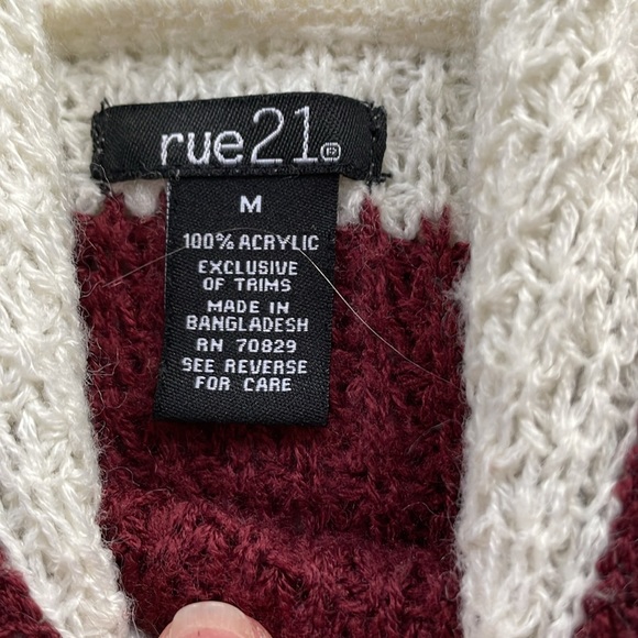 Rue 21 Burgundy and White Striped Hooded Sweater Tunic, size M - Picture 3 of 9